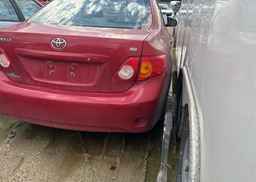 2010 TOYOTA COROLLA