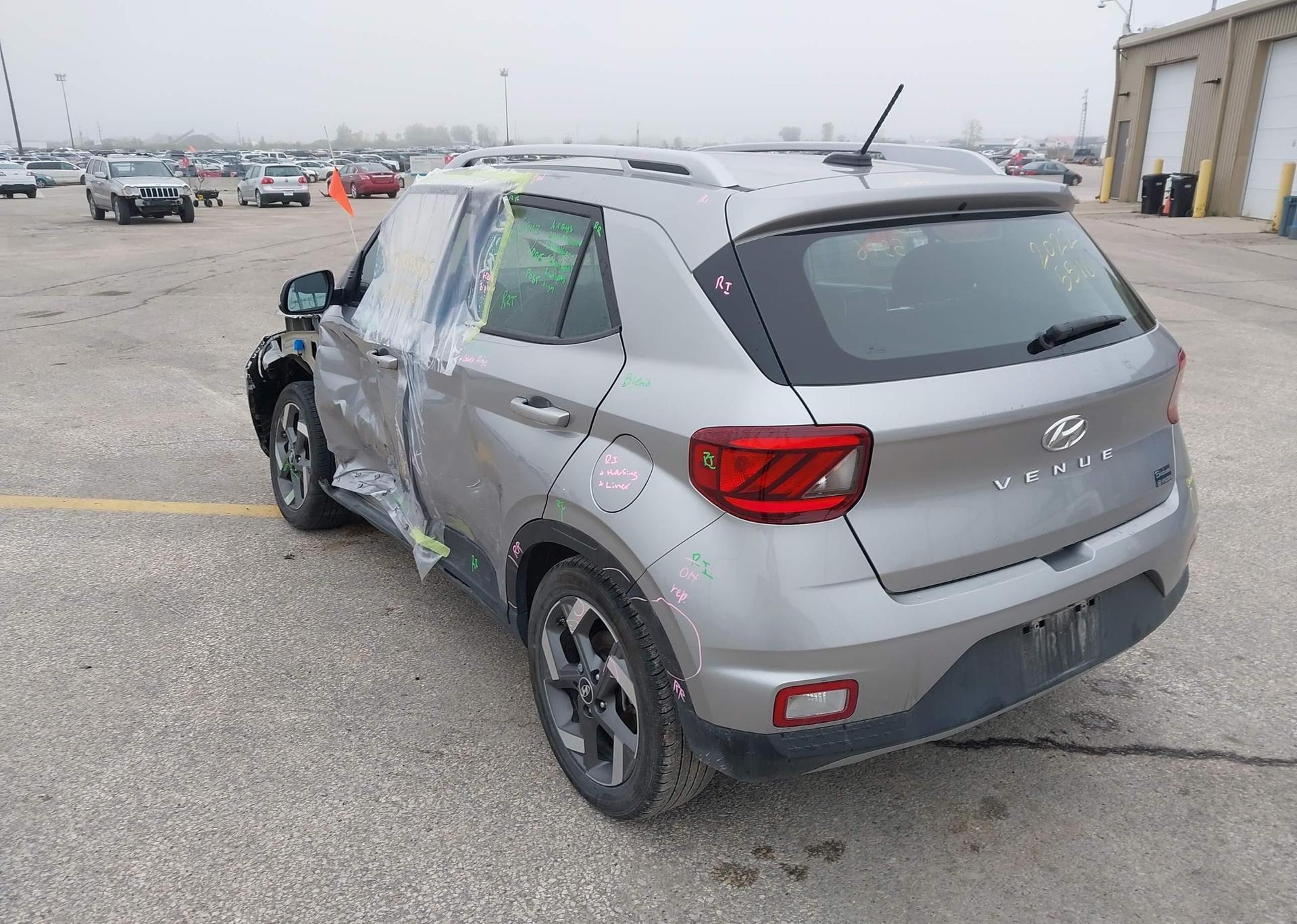 2024 HYUNDAI VENUE PREFERRED