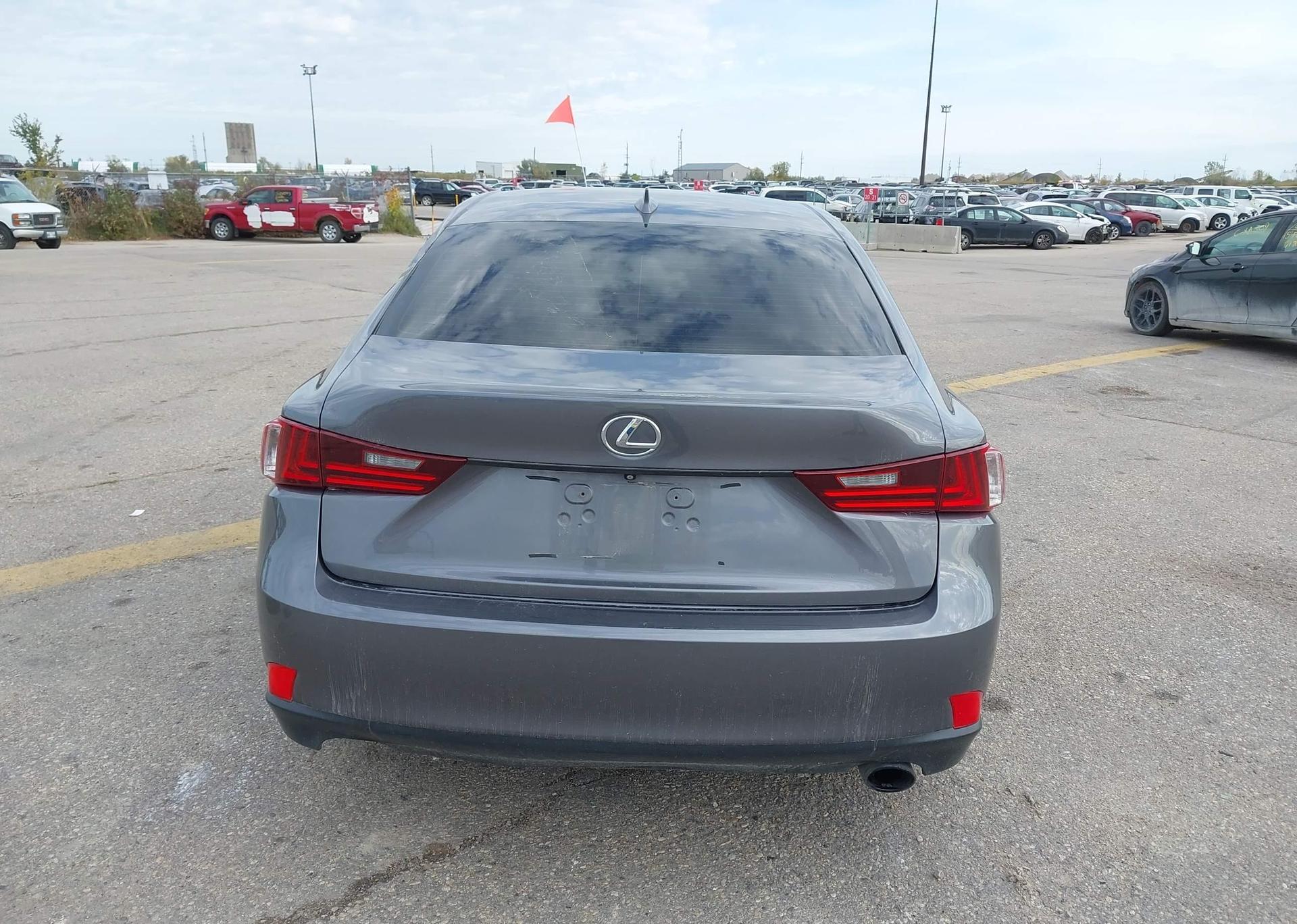 2015 LEXUS IS 250