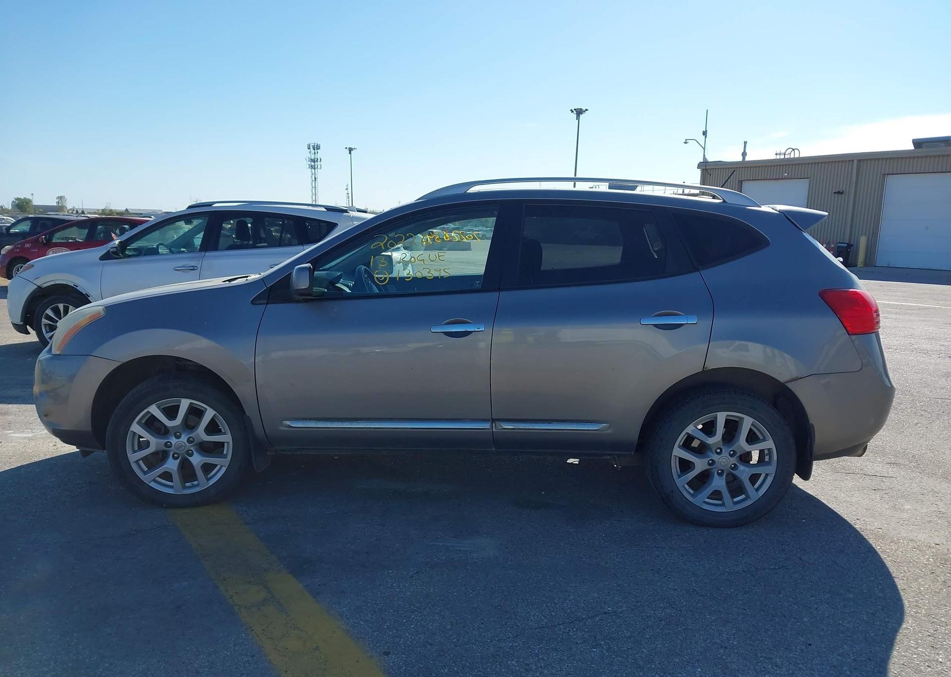 2013 NISSAN ROGUE SV