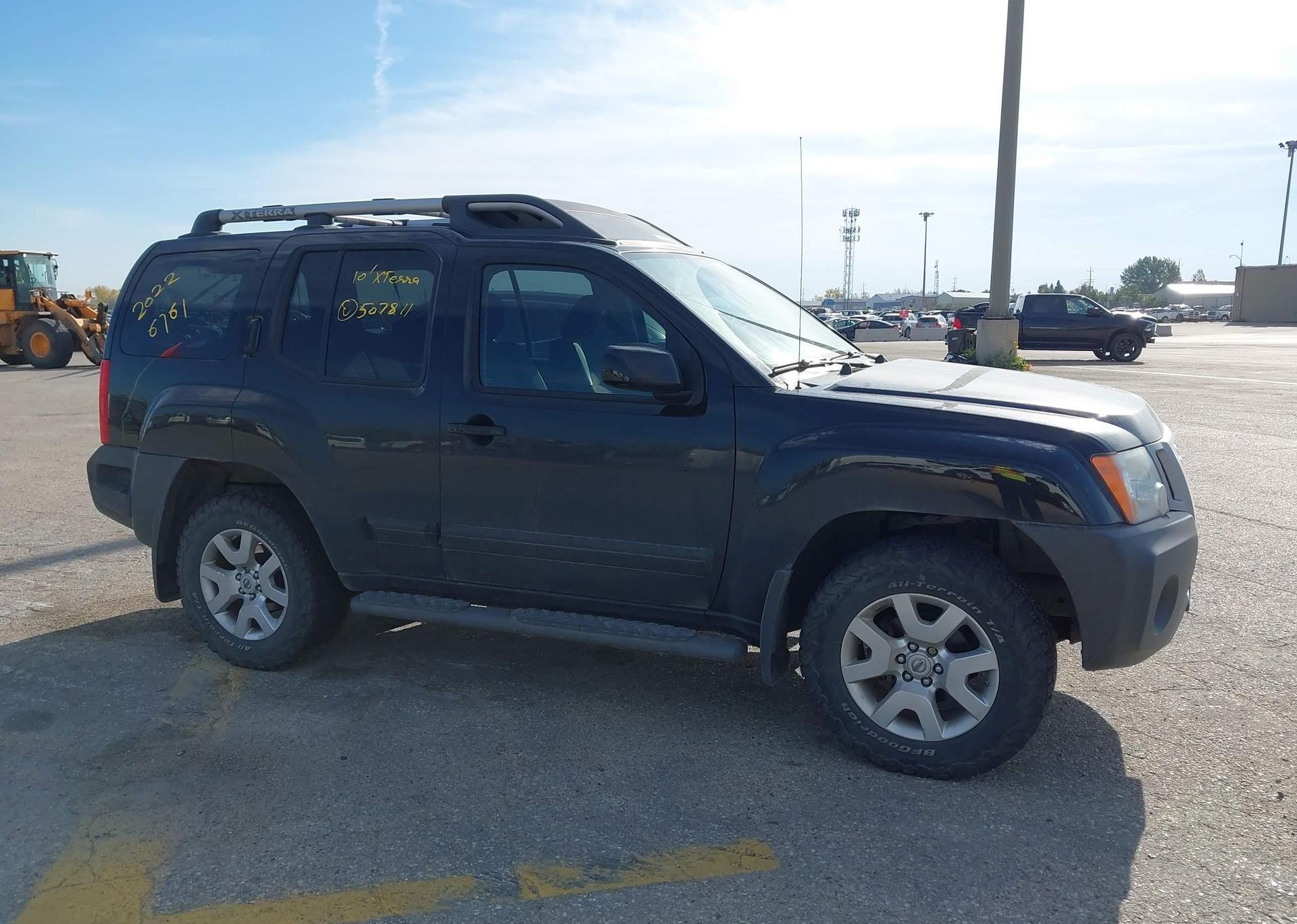 2010 NISSAN XTERRA SE