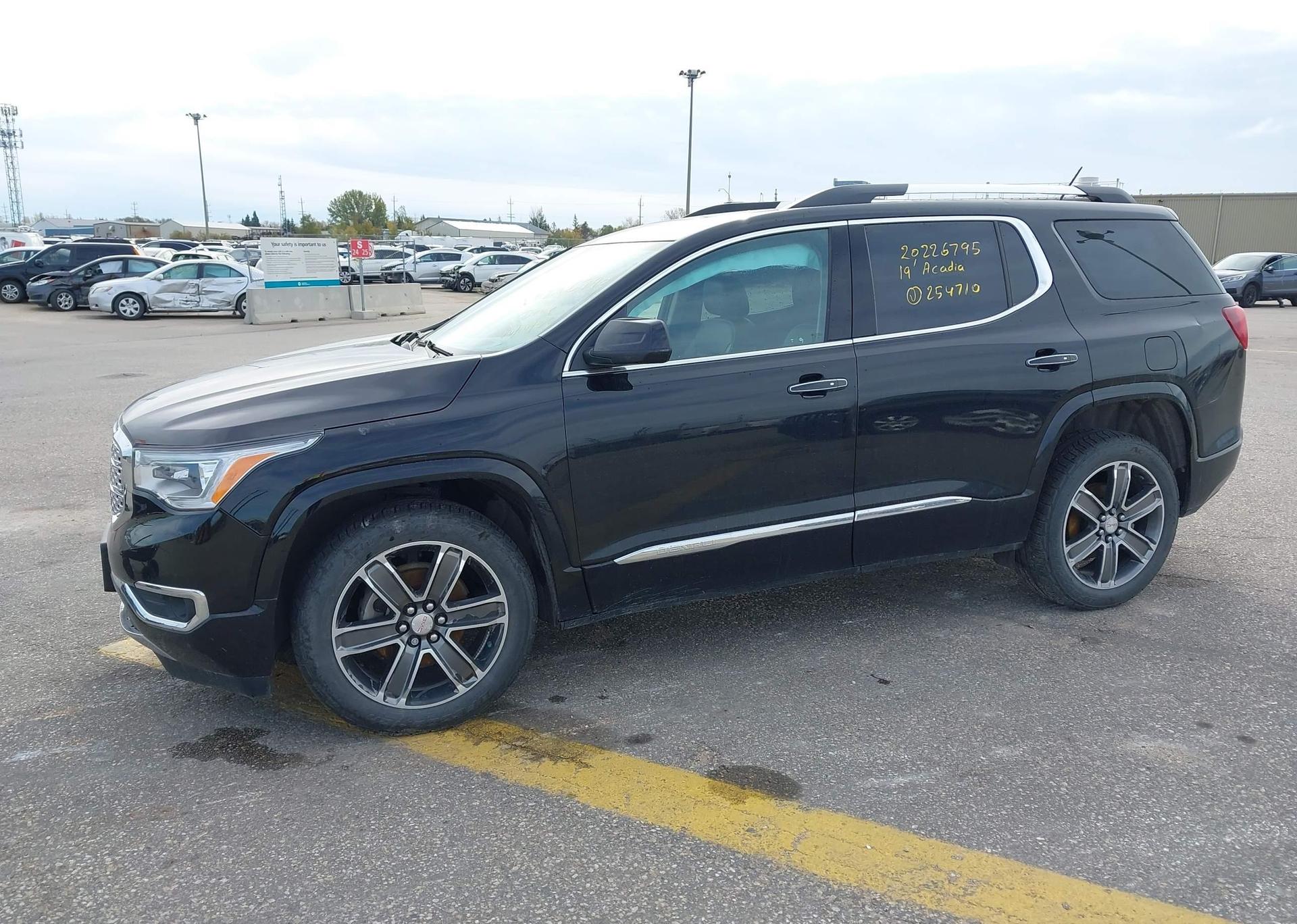 2019 GMC ACADIA DENALI