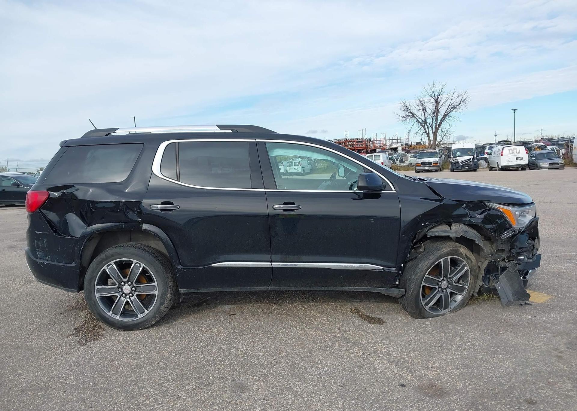 2019 GMC ACADIA DENALI