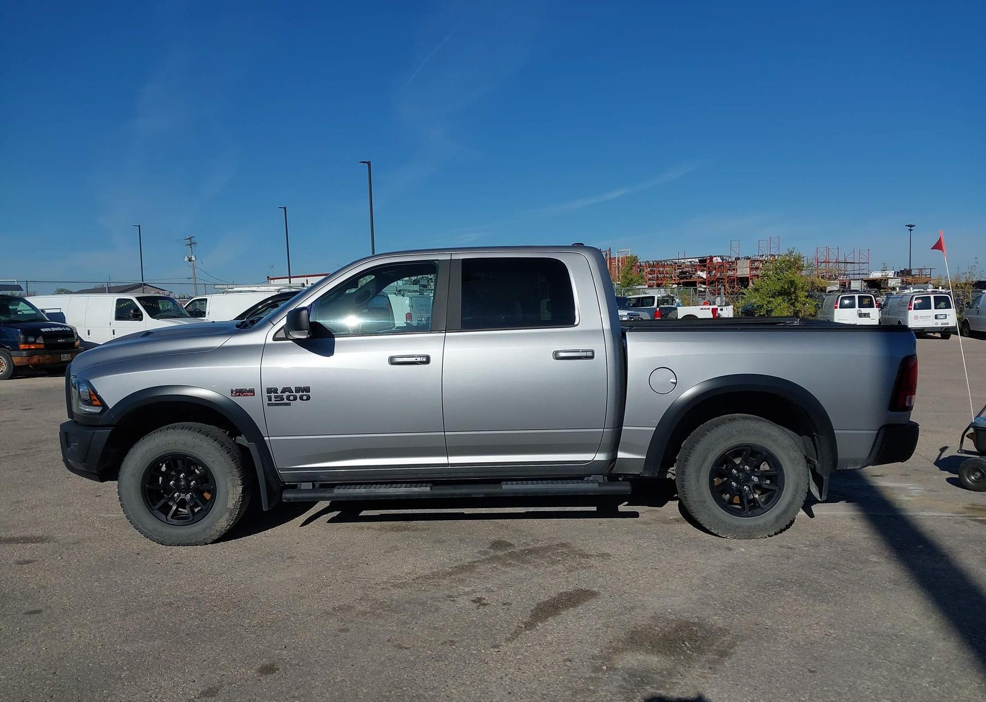 2022 DODGE RAM 1500 SLT CREW CAB