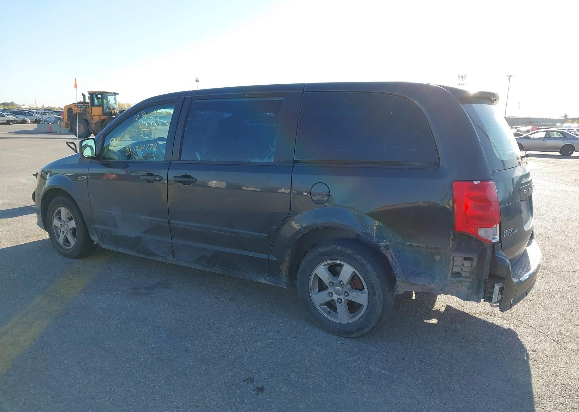 2012 DODGE GRAND CARAVAN SE