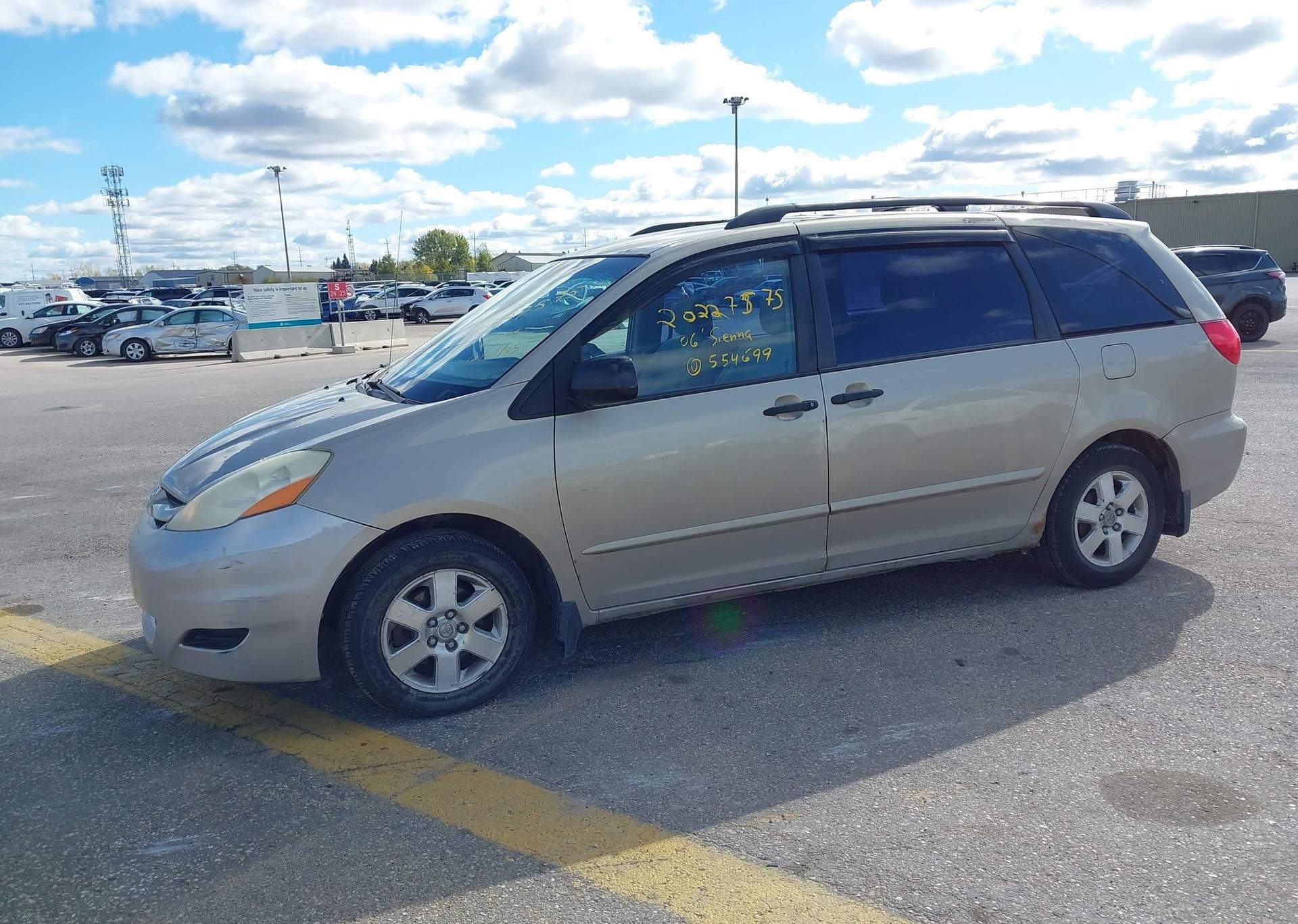 2006 TOYOTA SIENNA CE V6