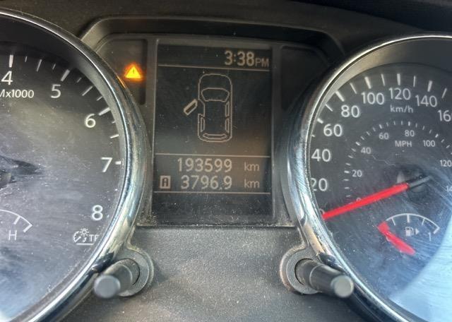 2011 NISSAN ROGUE SL