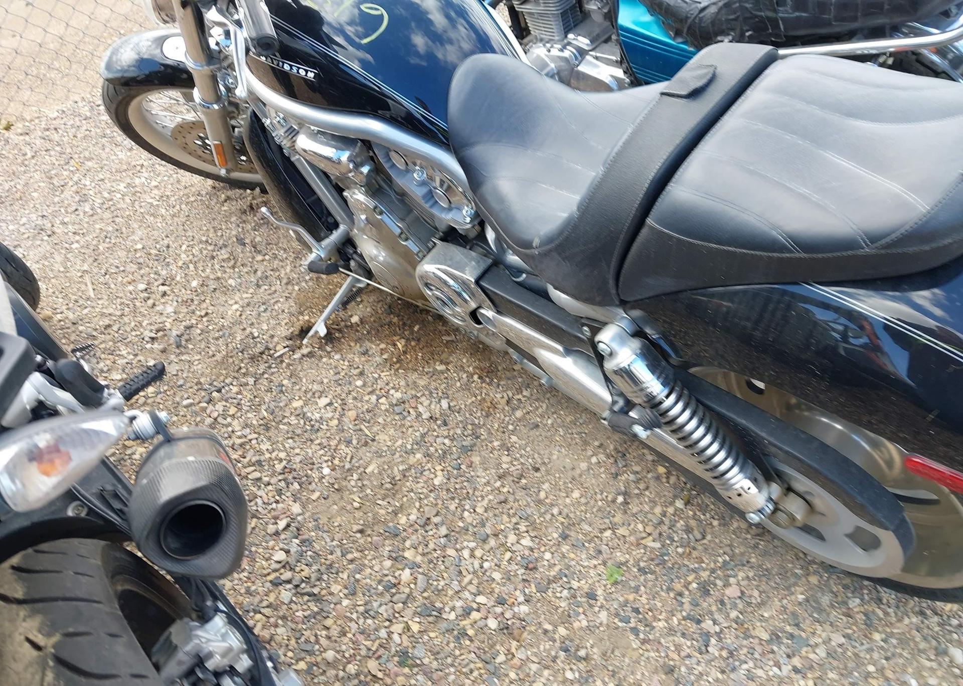 2009 HARLEY-DAVIDSON VRSCAW