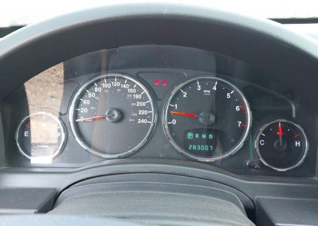 2010 JEEP LIBERTY SPORT