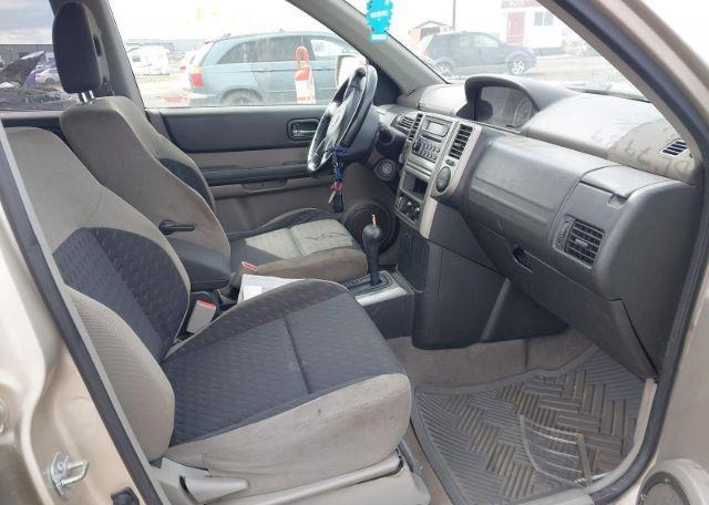 2005 NISSAN X-TRAIL XE