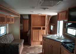 2014 SHASTA 31OK STD