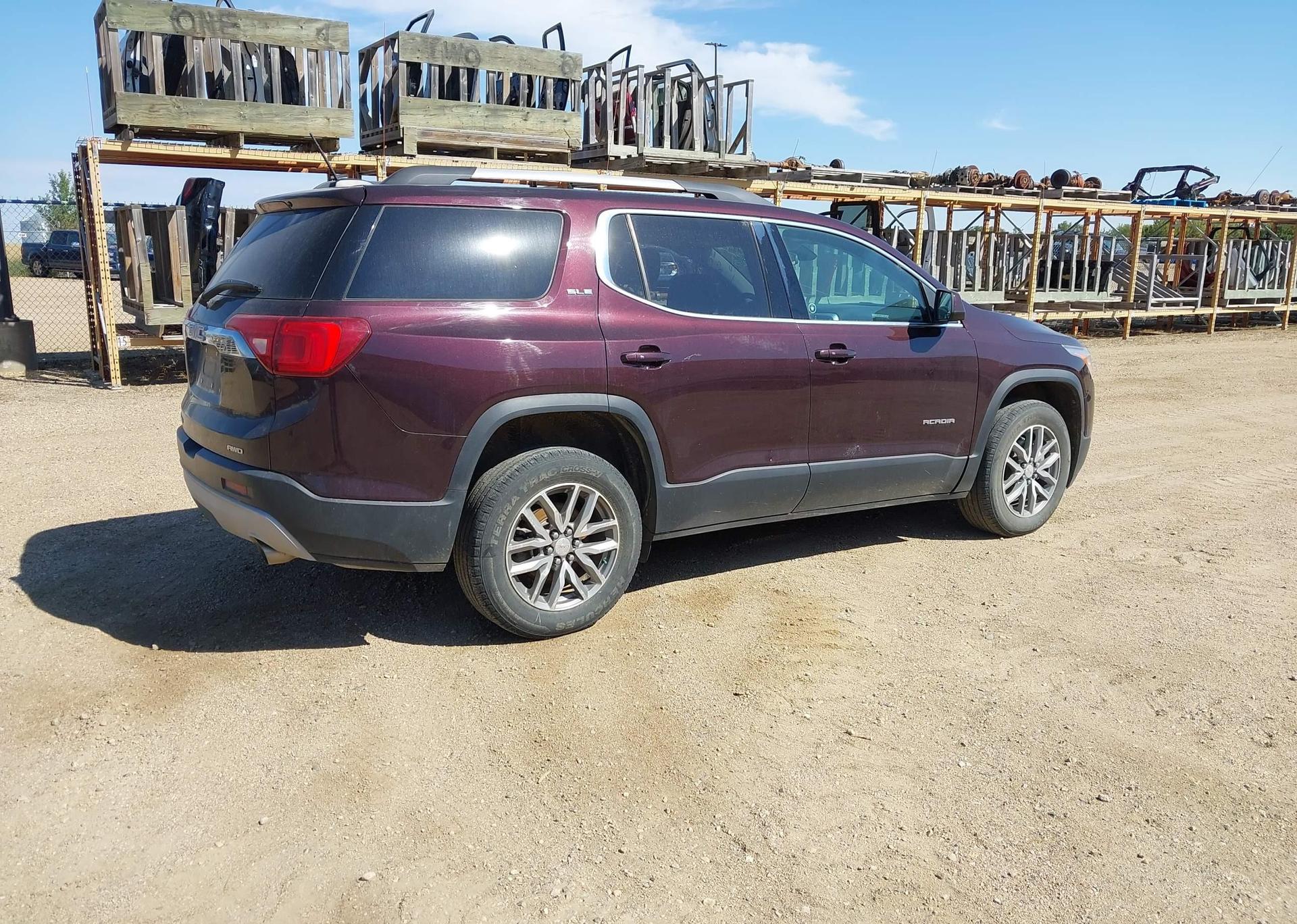 2017 GMC ACADIA SLE