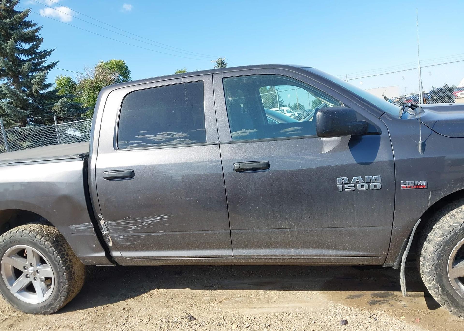 2017 RAM 1500 ST