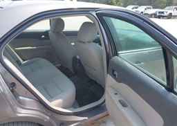 2011 FORD FUSION SE