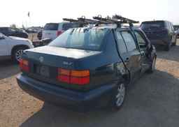 1998 VOLKSWAGEN JETTA GLS