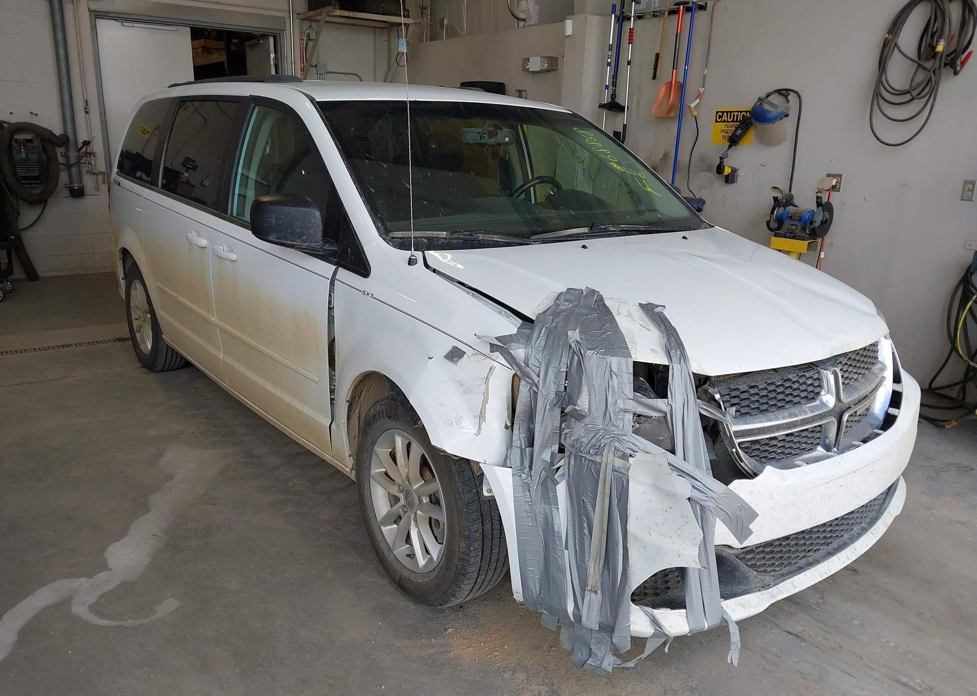 2015 DODGE GRAND CARAVAN SE