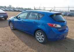 2013 MAZDA 3 I