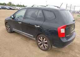 2011 KIA RONDO