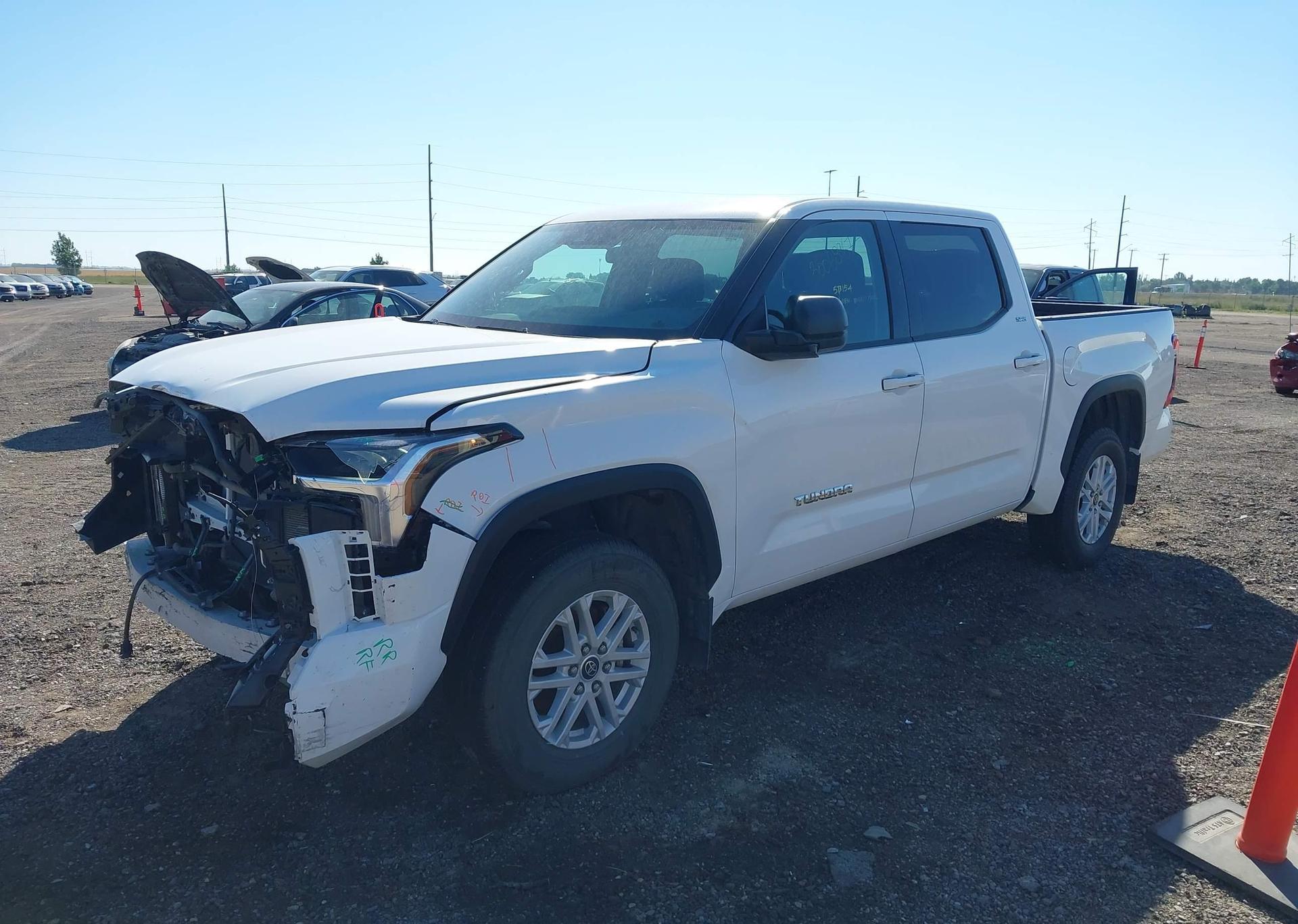 2023 TOYOTA TUNDRA CREWMAX SR