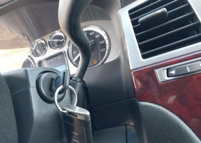 2011 CADILLAC ESCALADE PREMIUM