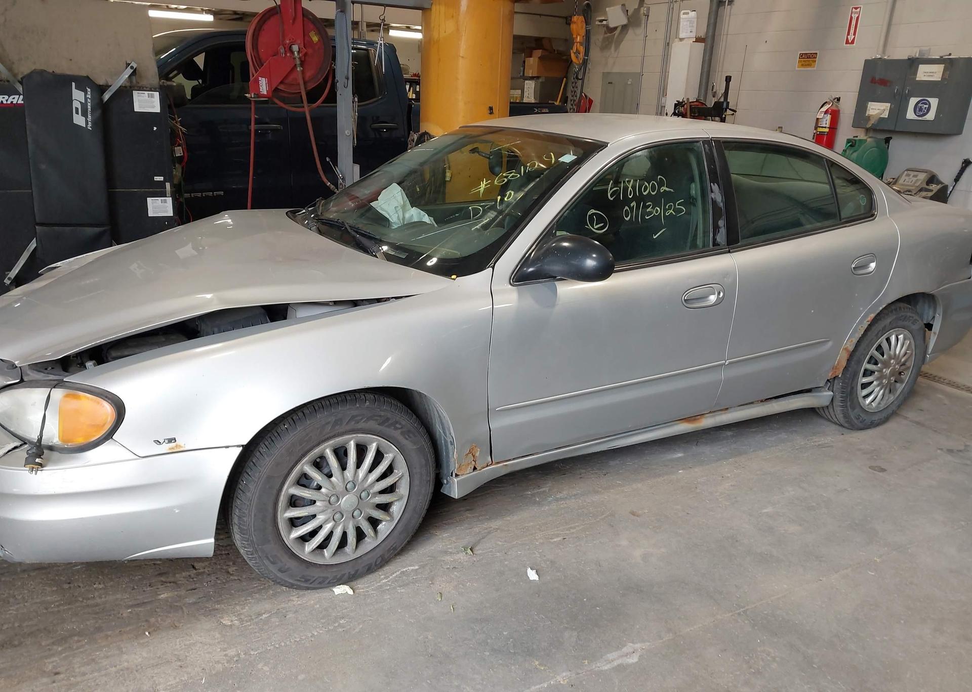 2005 PONTIAC GRAND AM SE