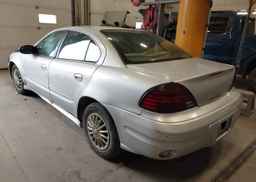 2005 PONTIAC GRAND AM SE