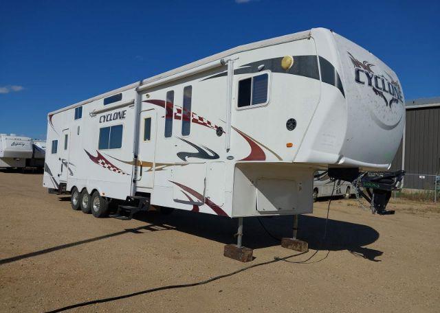 2009 HEARTLAND CYCLONE 3950