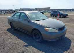 2004 TOYOTA CAMRY LE