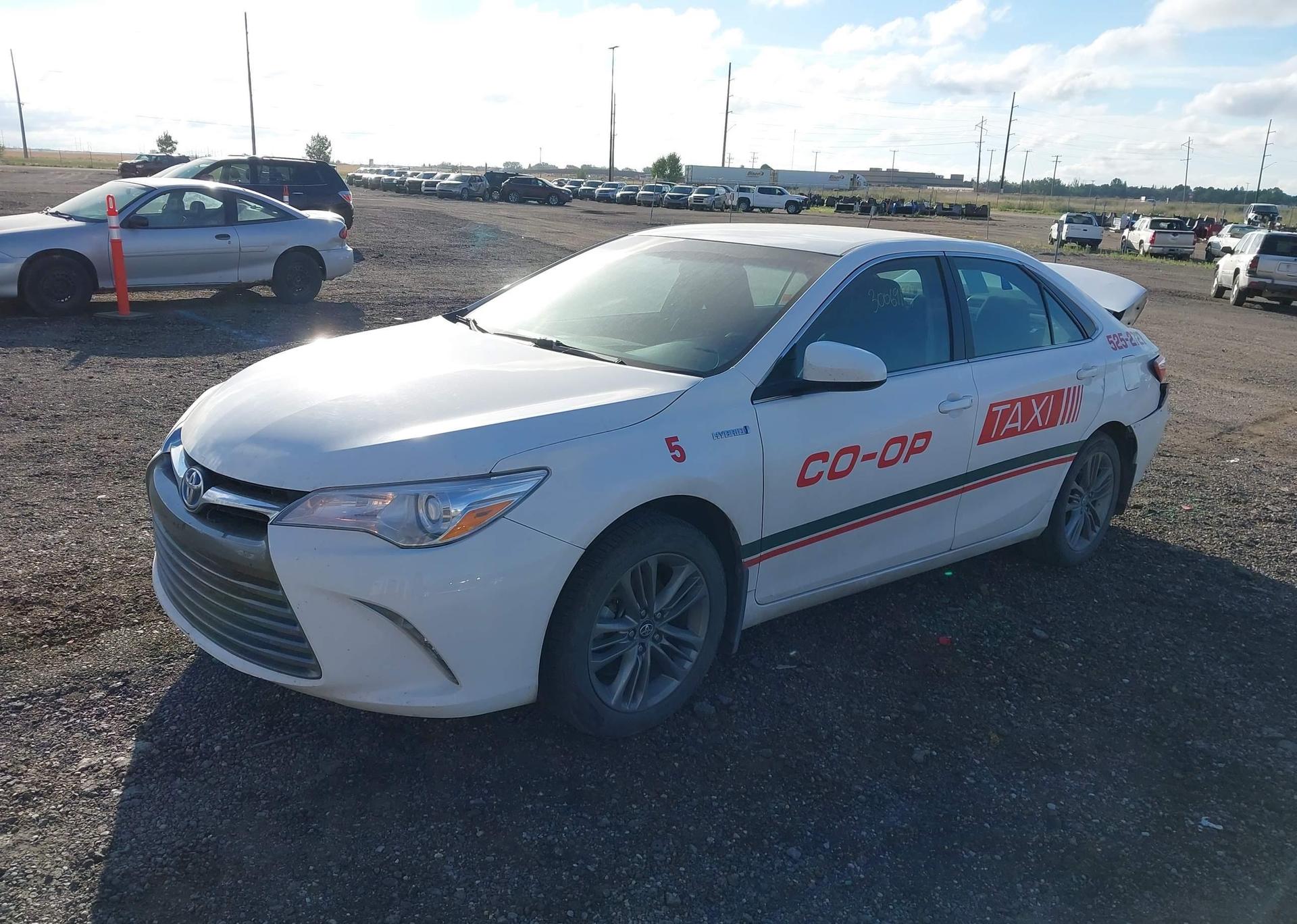 2017 TOYOTA CAMRY HYBRID
