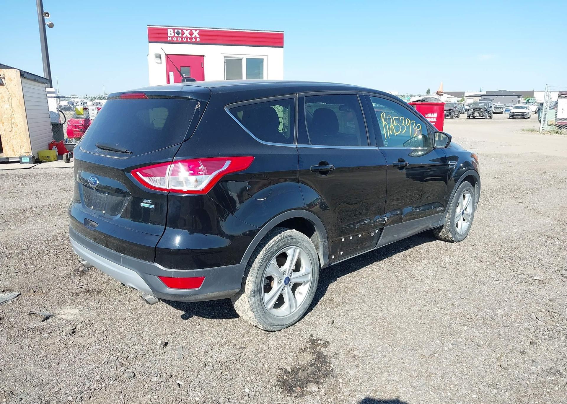 2016 FORD ESCAPE SE