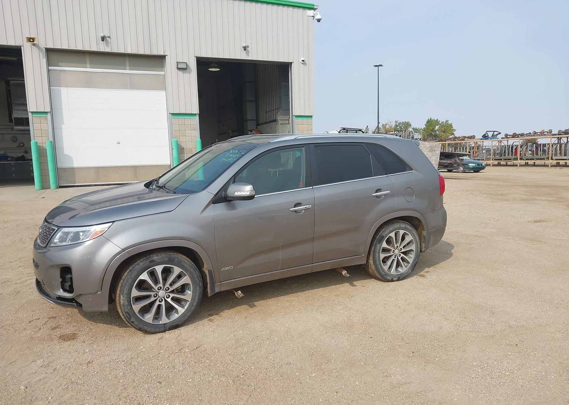 2014 KIA SORENTO SX