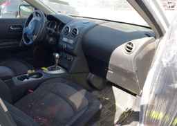 2009 NISSAN ROGUE S
