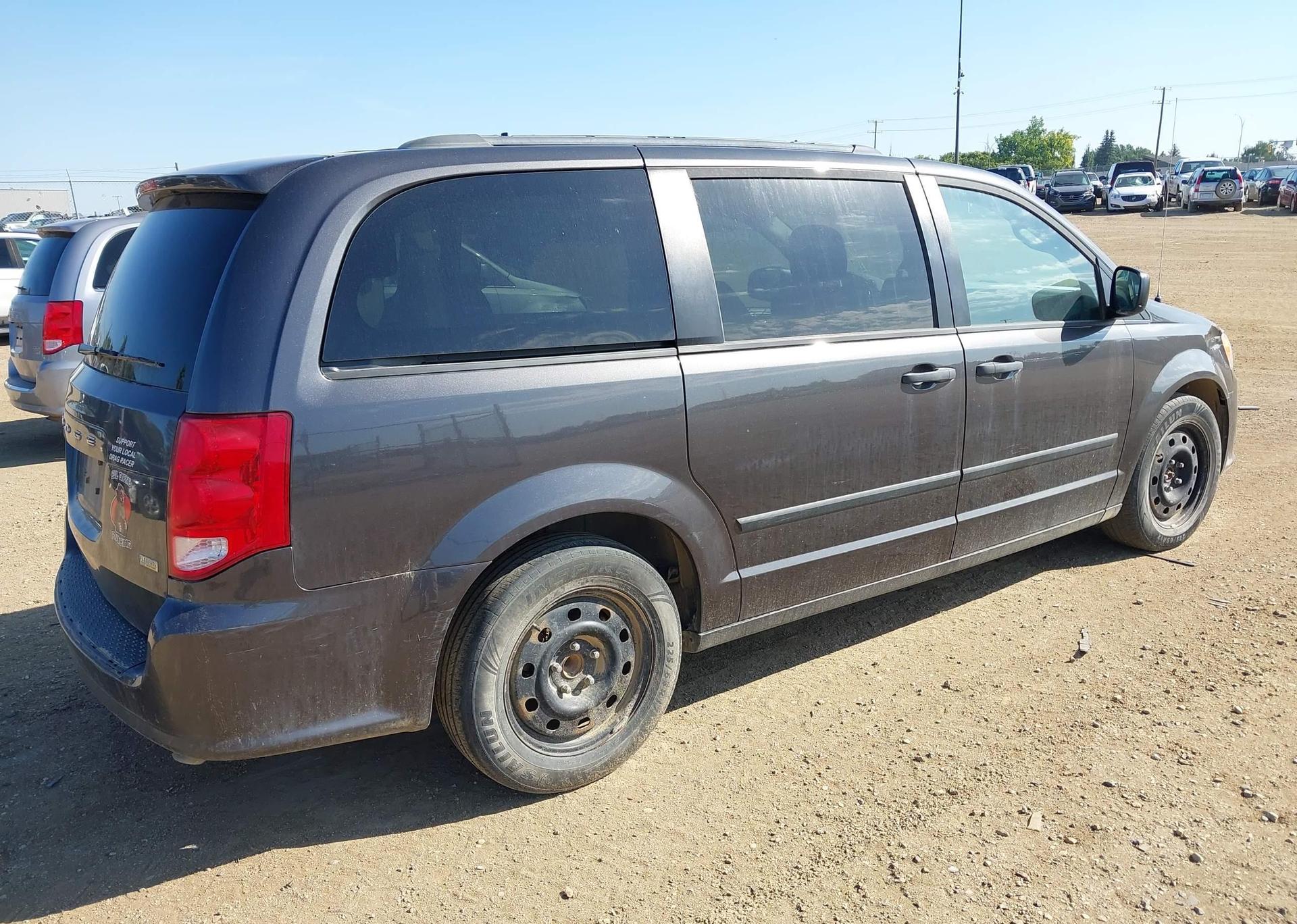 2016 DODGE GRAND CARAVAN SE