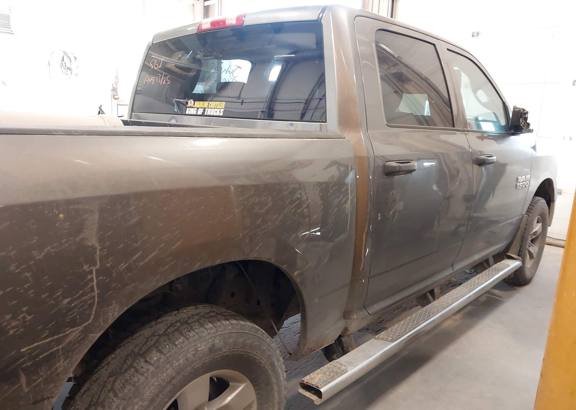 2013 RAM 1500 ST
