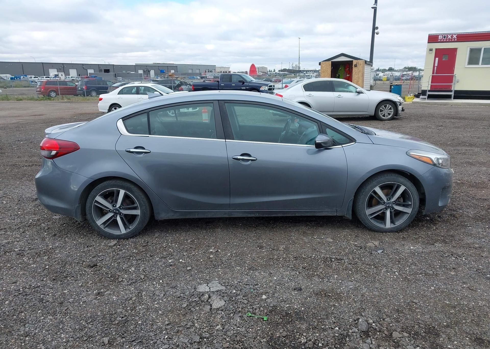 2017 KIA FORTE EX