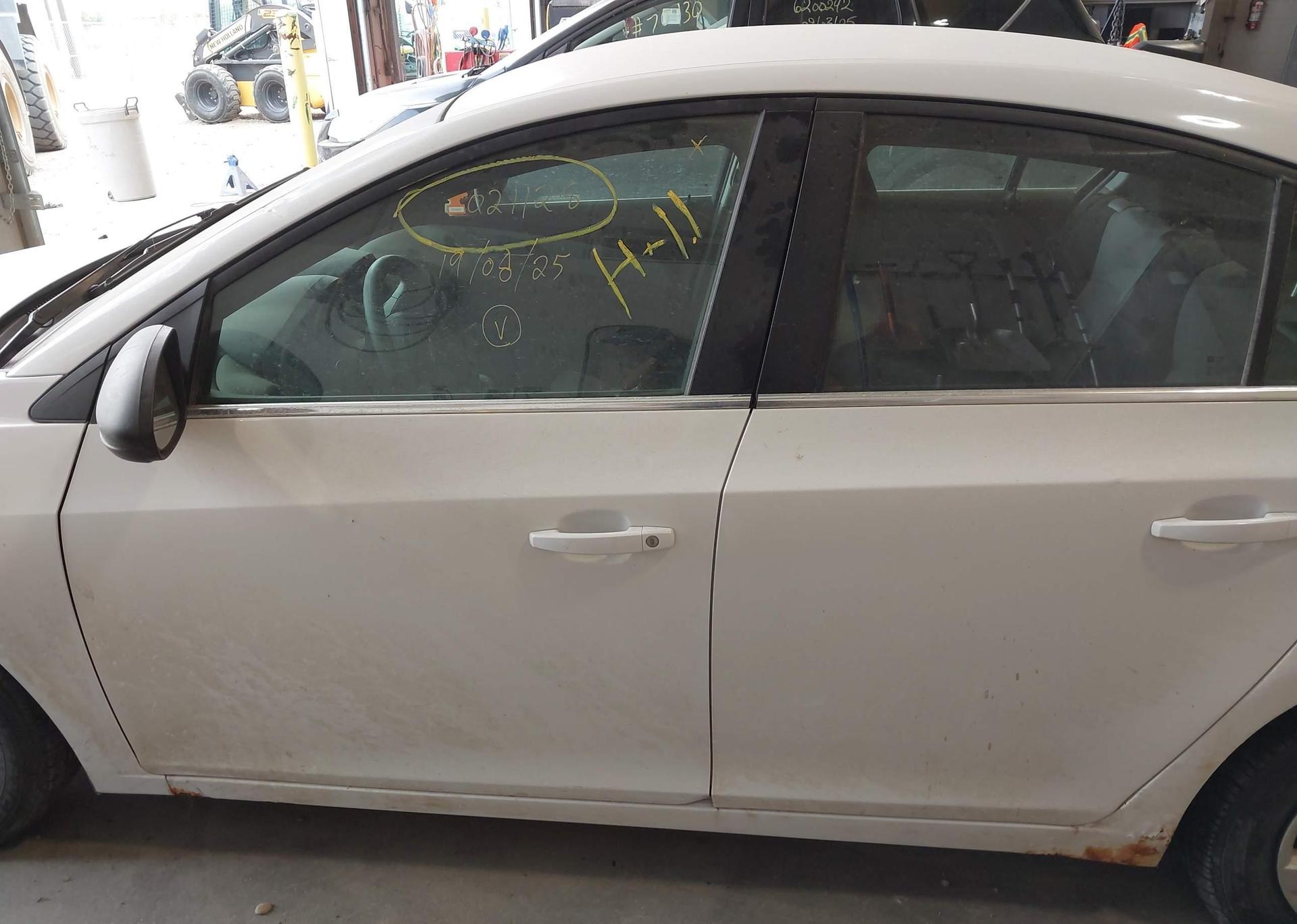 2012 CHEVROLET CRUZE LS