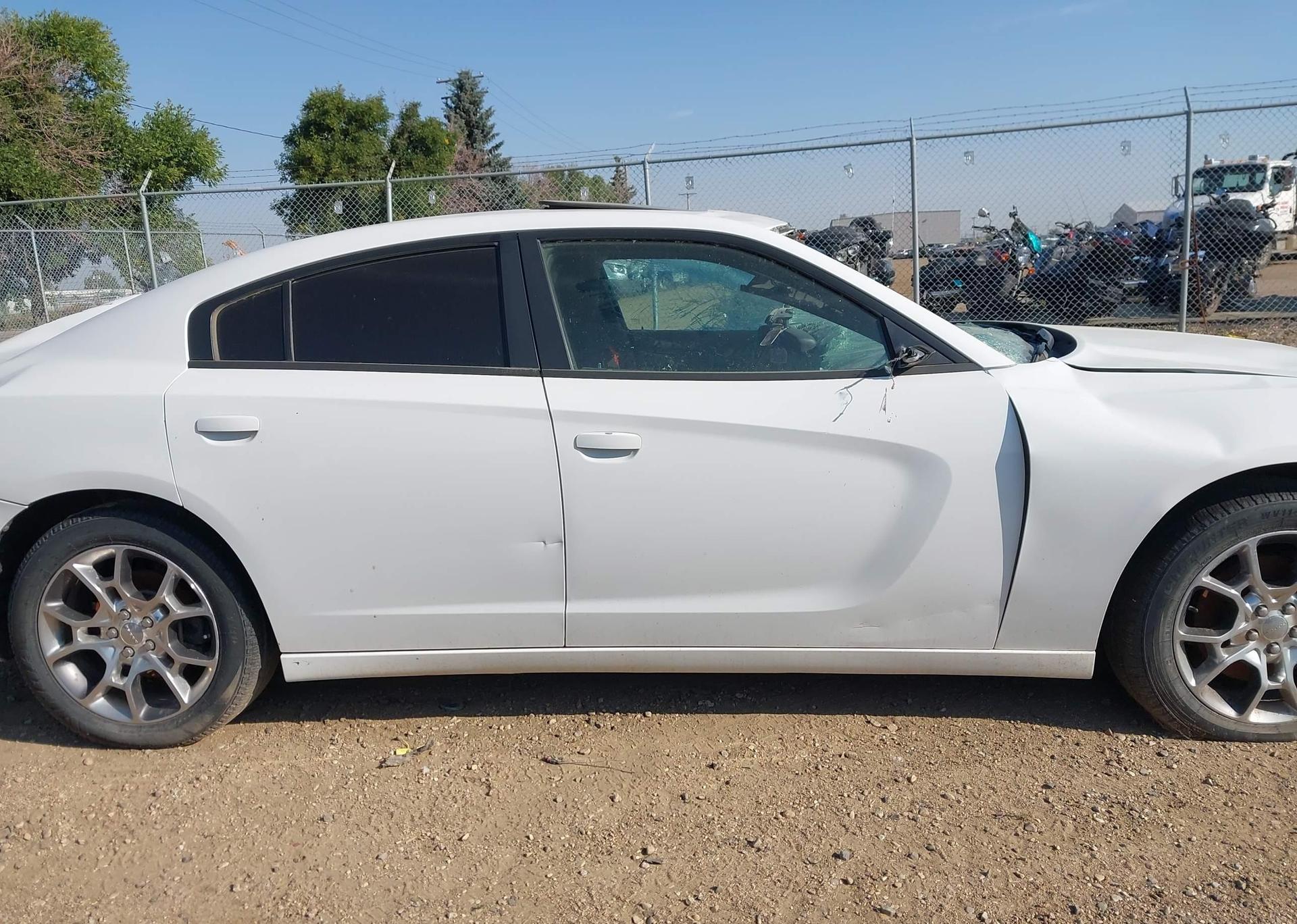2016 DODGE CHARGER SXT
