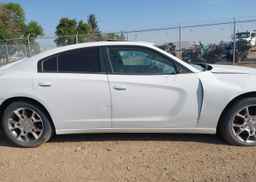 2016 DODGE CHARGER SXT