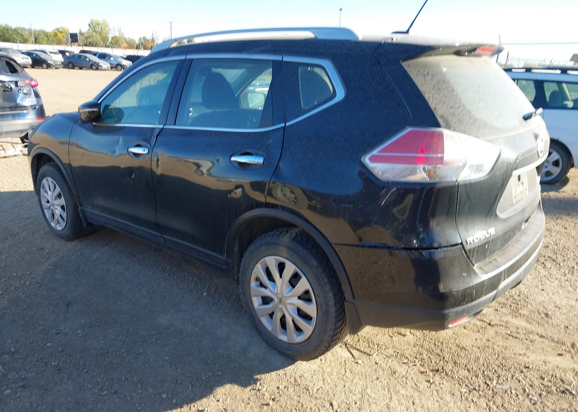 2015 NISSAN ROGUE S