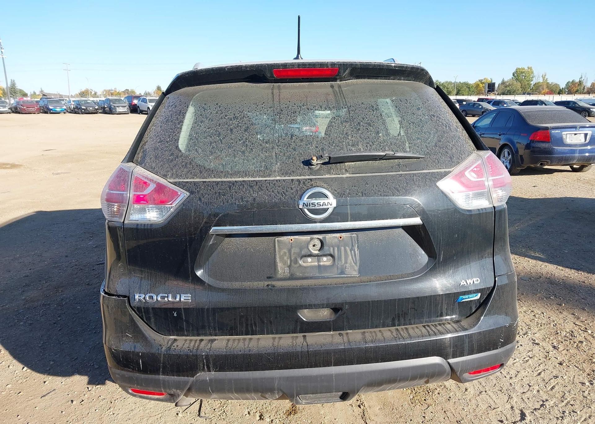 2015 NISSAN ROGUE S