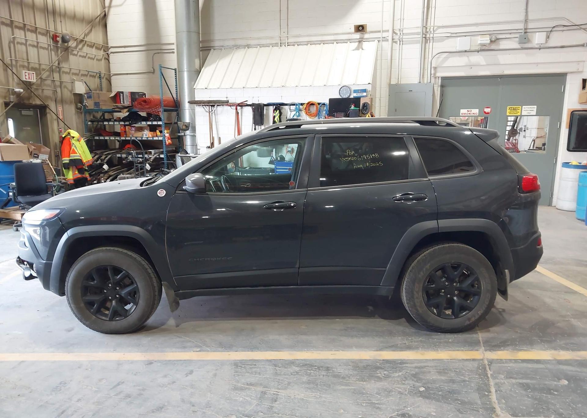 2017 JEEP CHEROKEE TRAILHAWK