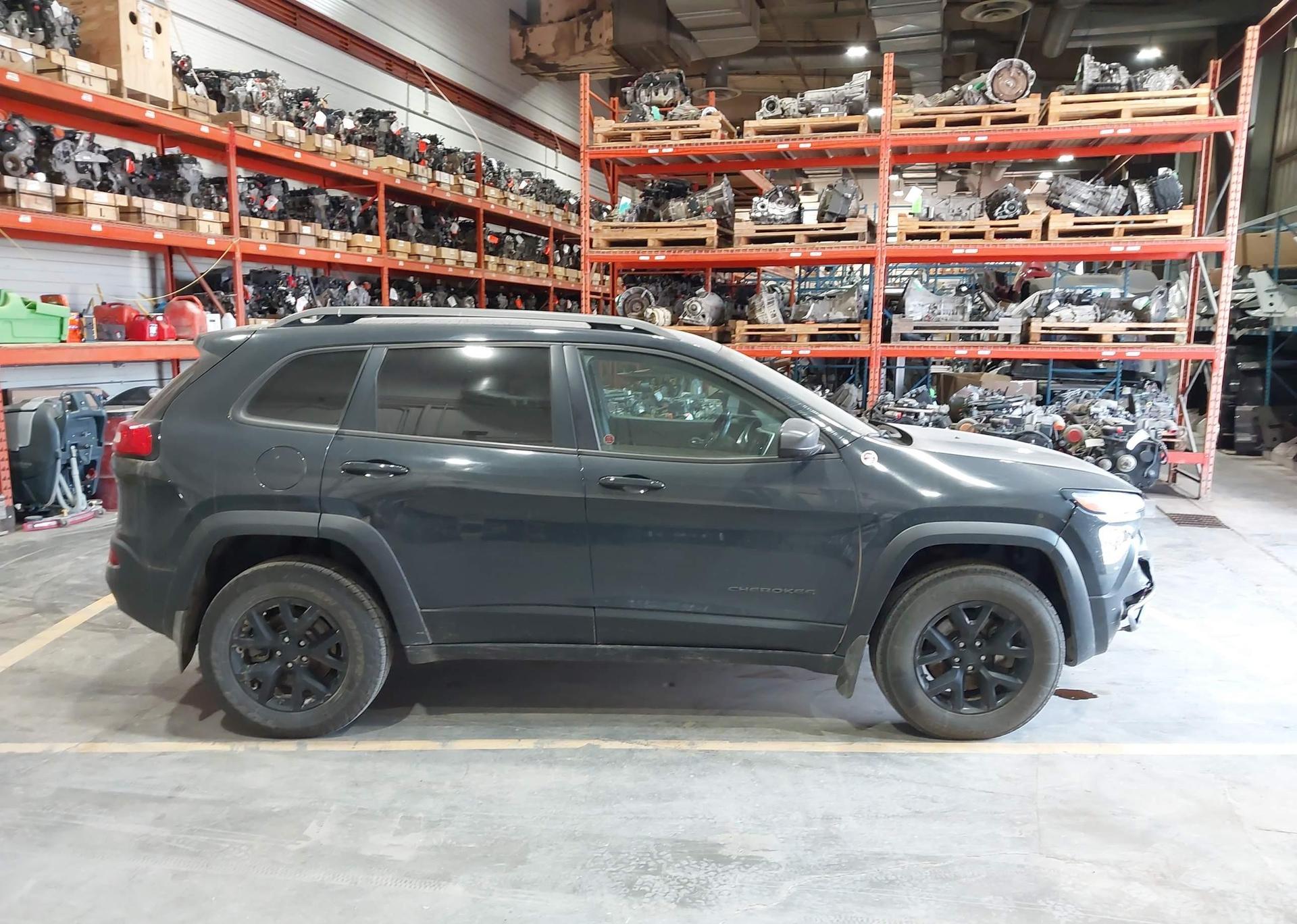 2017 JEEP CHEROKEE TRAILHAWK