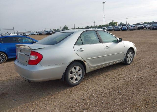 2002 TOYOTA CAMRY LE