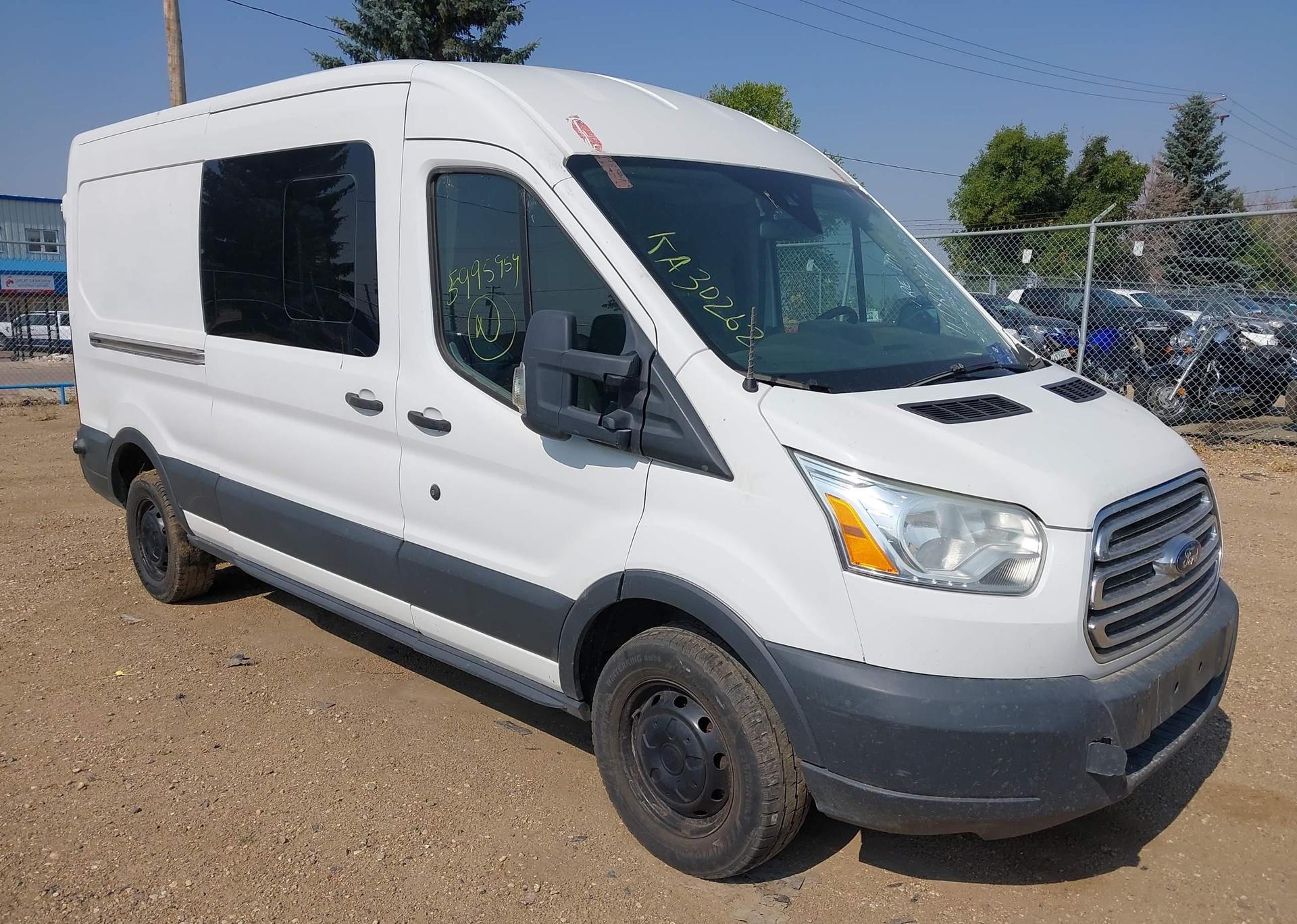 2015 FORD transit t-250