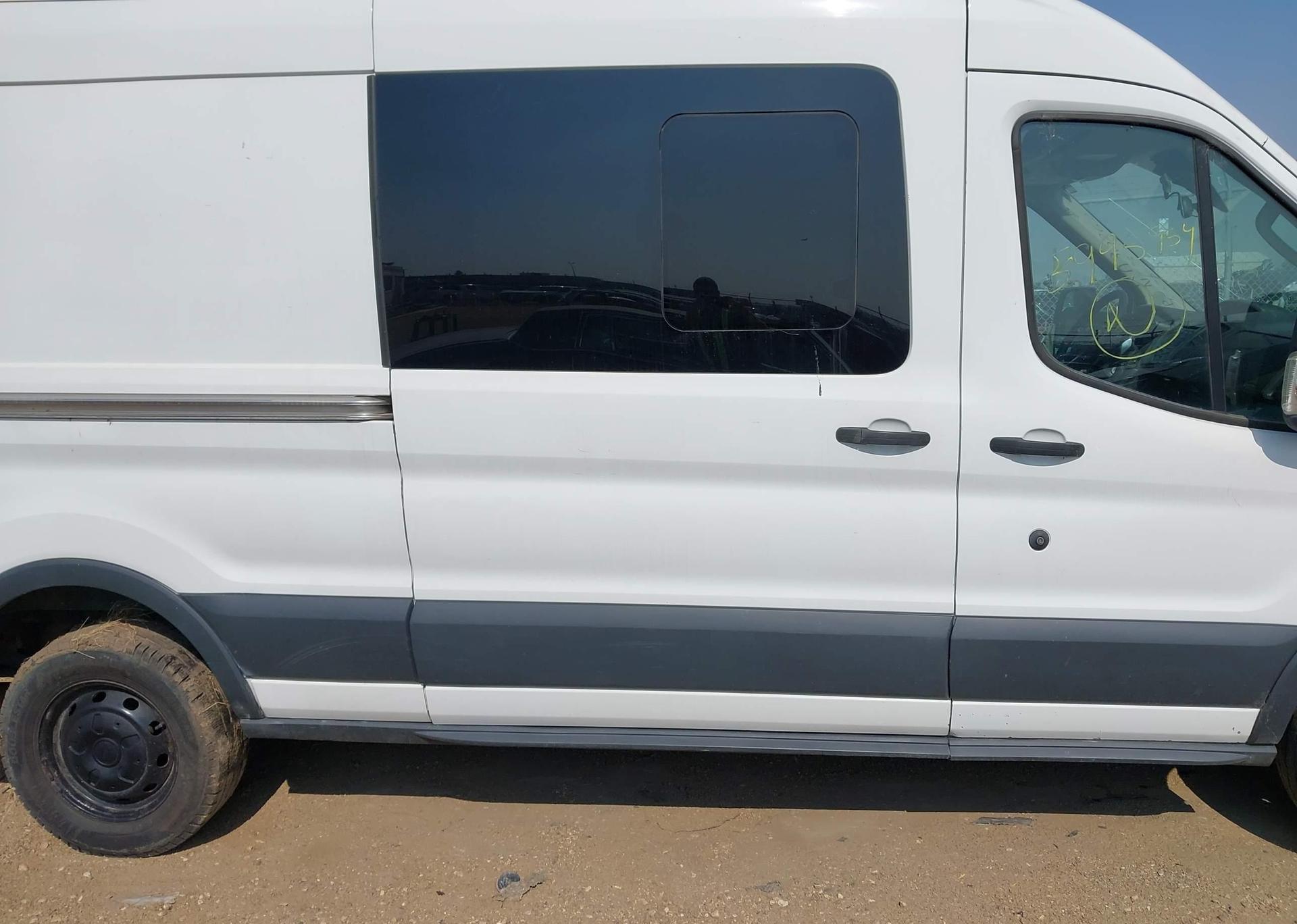 2015 FORD transit t-250