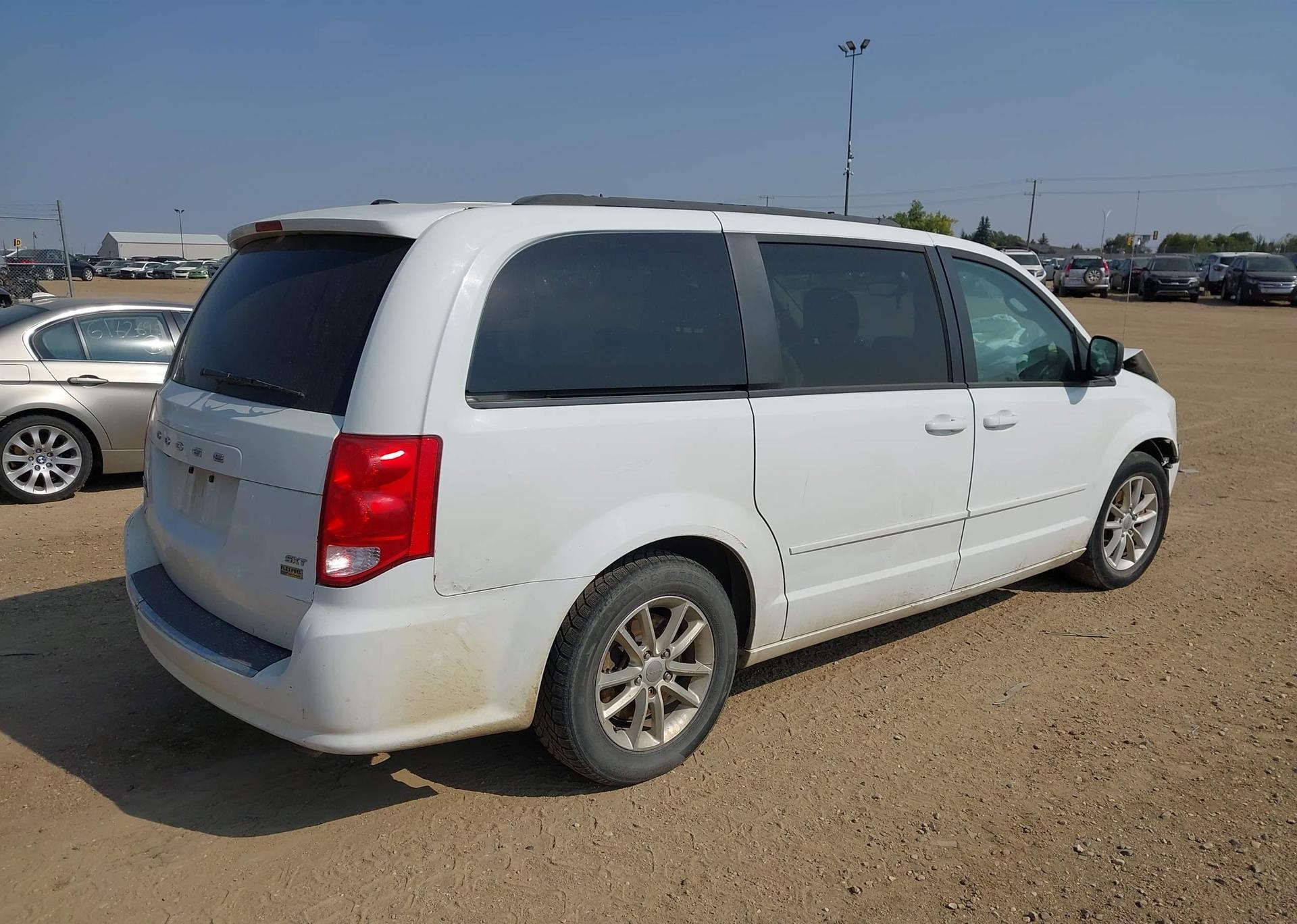 2016 DODGE GRAND CARAVAN SE
