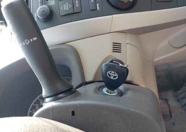 2009 TOYOTA COROLLA S