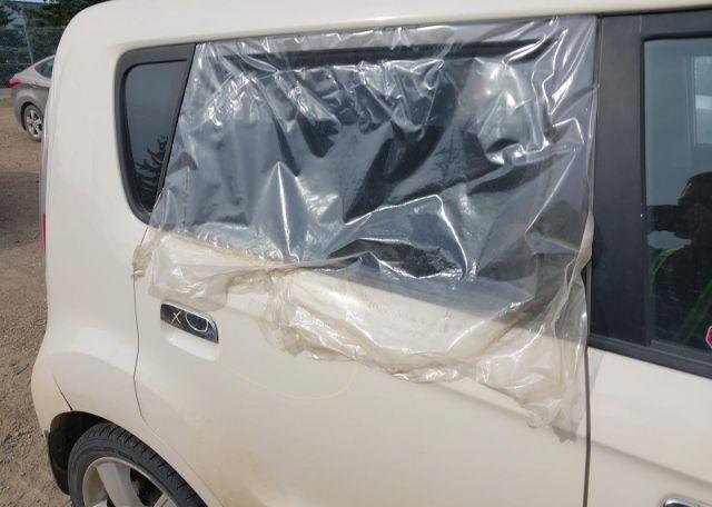 2010 KIA SOUL +