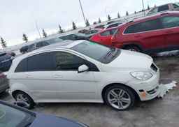 2009 MERCEDES-BENZ B200