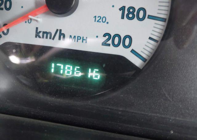 2005 DODGE GRAND CARAVAN SE